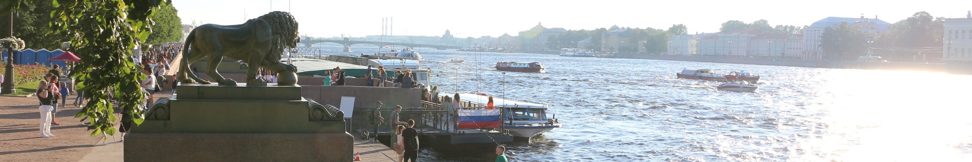 полное расписание водных экскурсий и прогулок по рекам и каналам Санкт-Петербурга